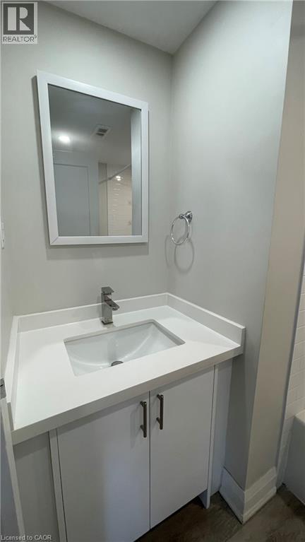 700 LAWRENCE Road Unit# 103, Hamilton, Ontario, L8K1Z5 — Photo 11