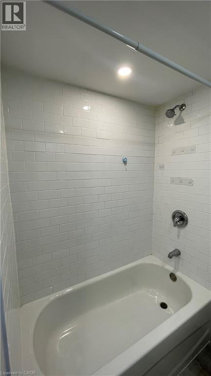 700 LAWRENCE Road Unit# 103, Hamilton, Ontario, L8K1Z5 — Photo 12