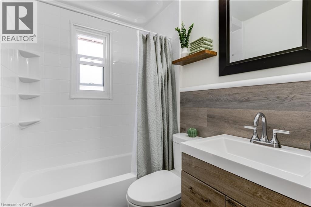 123 FIFTH Avenue, Kitchener, Ontario, N2C1P5 — Photo 17