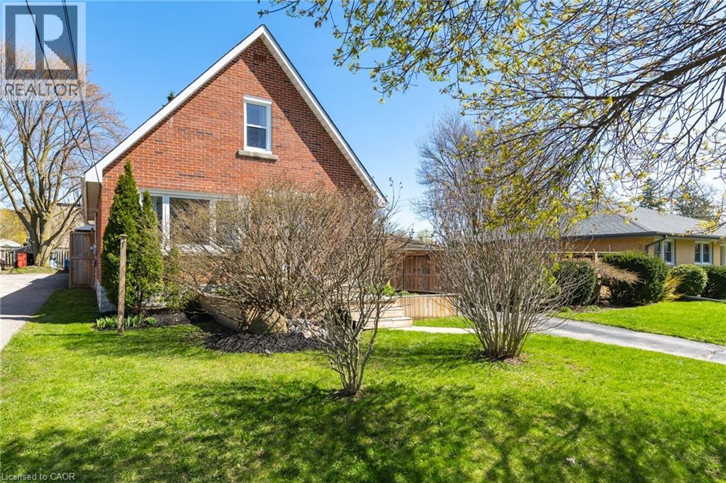 123 FIFTH Avenue, Kitchener, Ontario, N2C1P5 — Photo 3