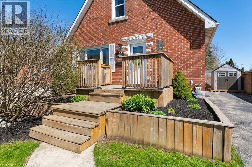 123 FIFTH Avenue, Kitchener, Ontario, N2C1P5 — Photo 4
