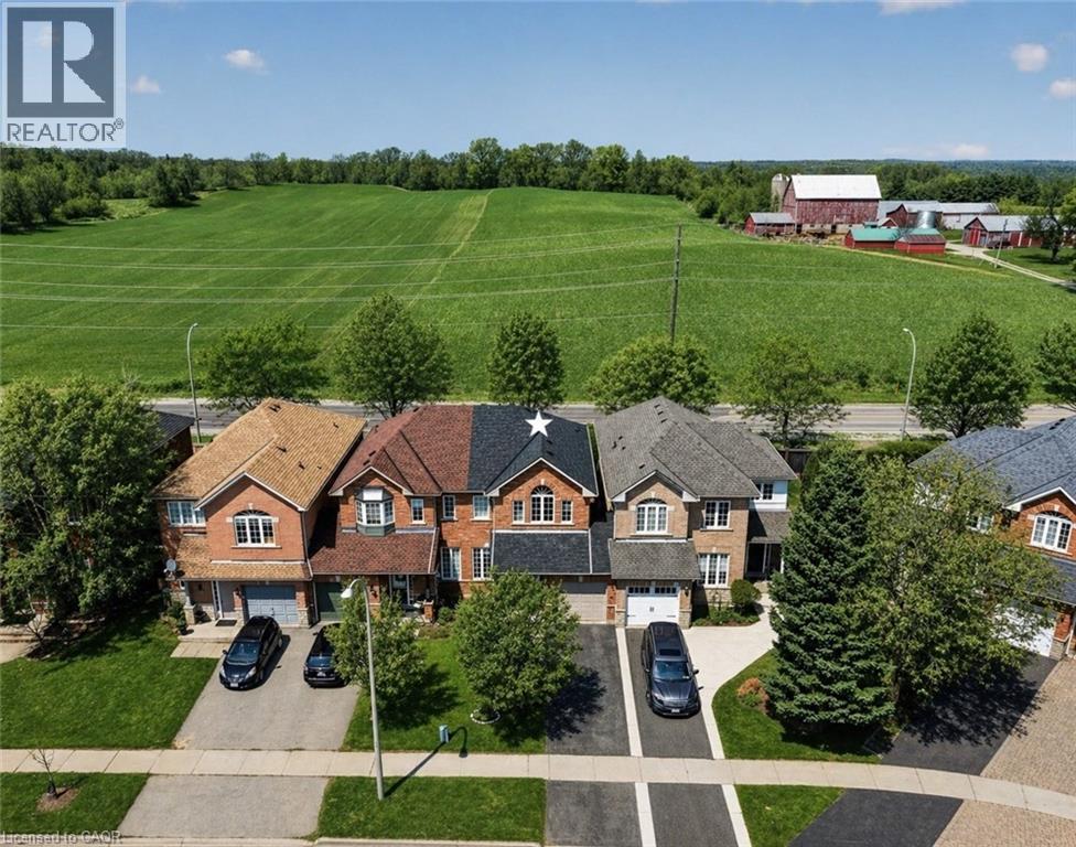 62 MOORE Crescent, Ancaster, Ontario, L9G4Z6 — Photo 2