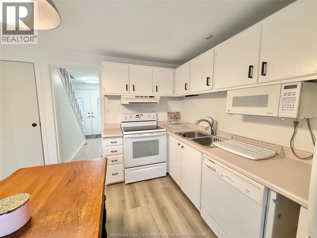 10664 ATWATER CRESCENT Unit# MAIN, Windsor, Ontario, N8N2T1 — Photo 7