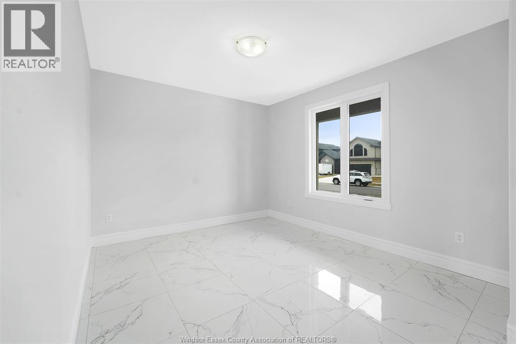 134 TUSCANY TRAIL, Chatham, Ontario, N7M0A7 — Photo 5