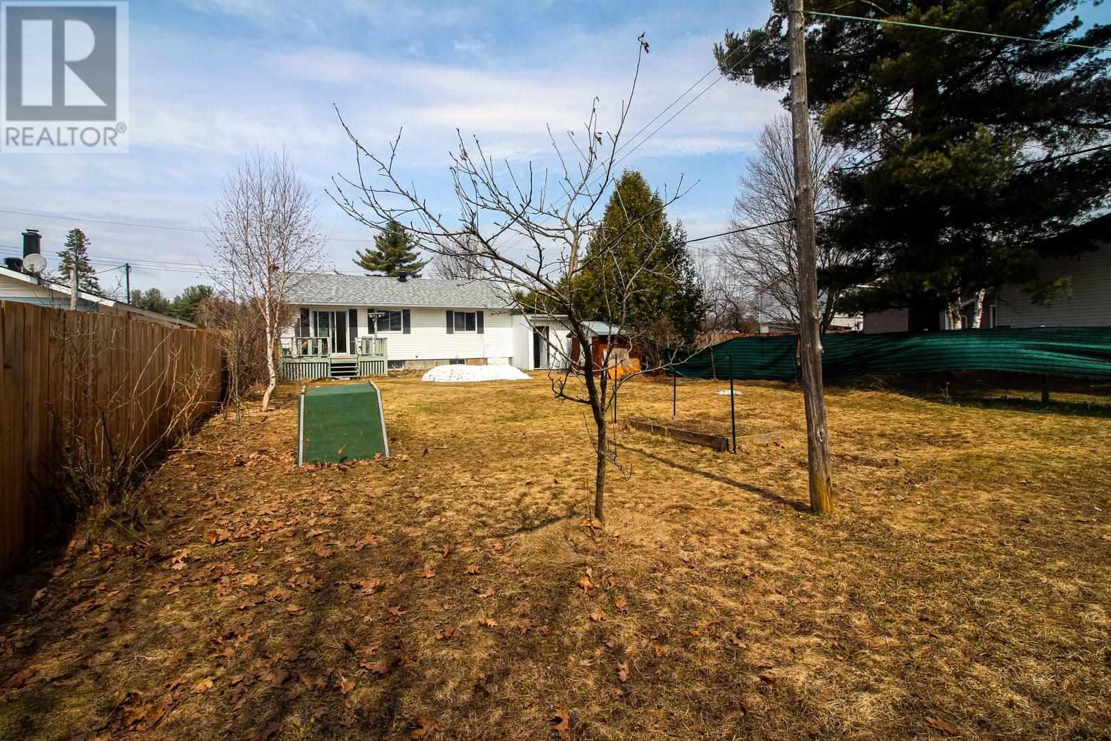 39 Lawson AVE, Sault Ste. Marie, Ontario, P6B4E8 — Photo 32