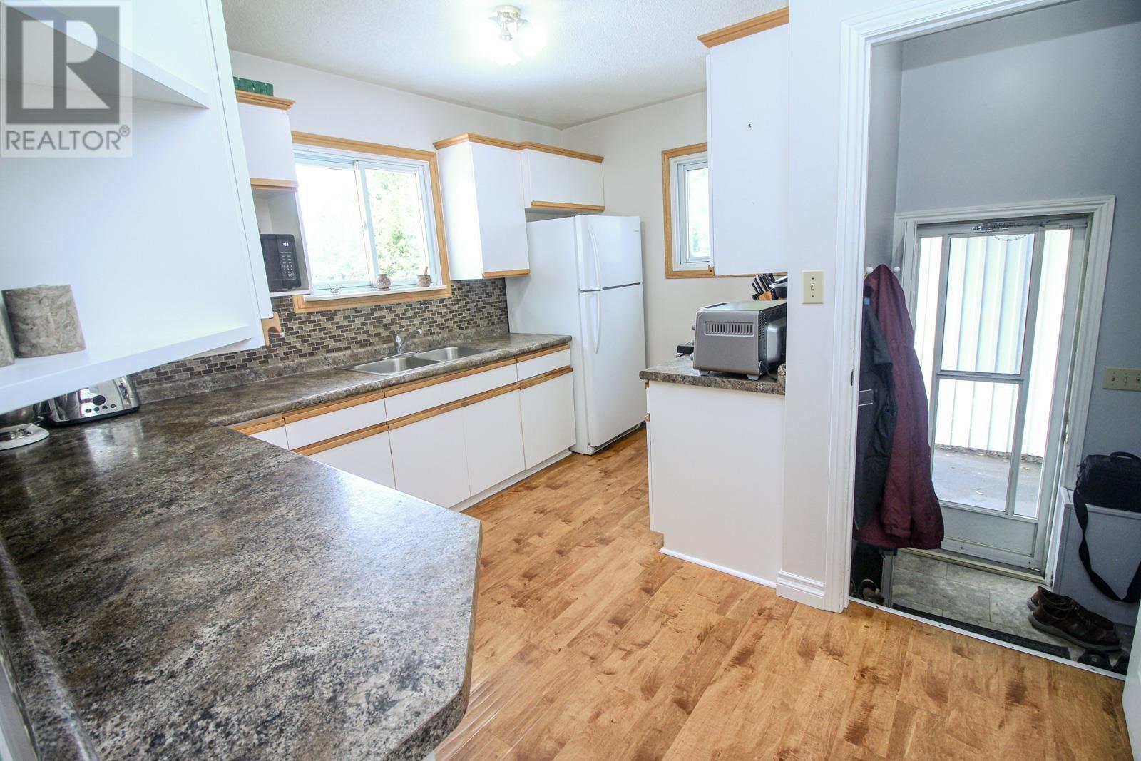 39 Lawson AVE, Sault Ste. Marie, Ontario, P6B4E8 — Photo 9