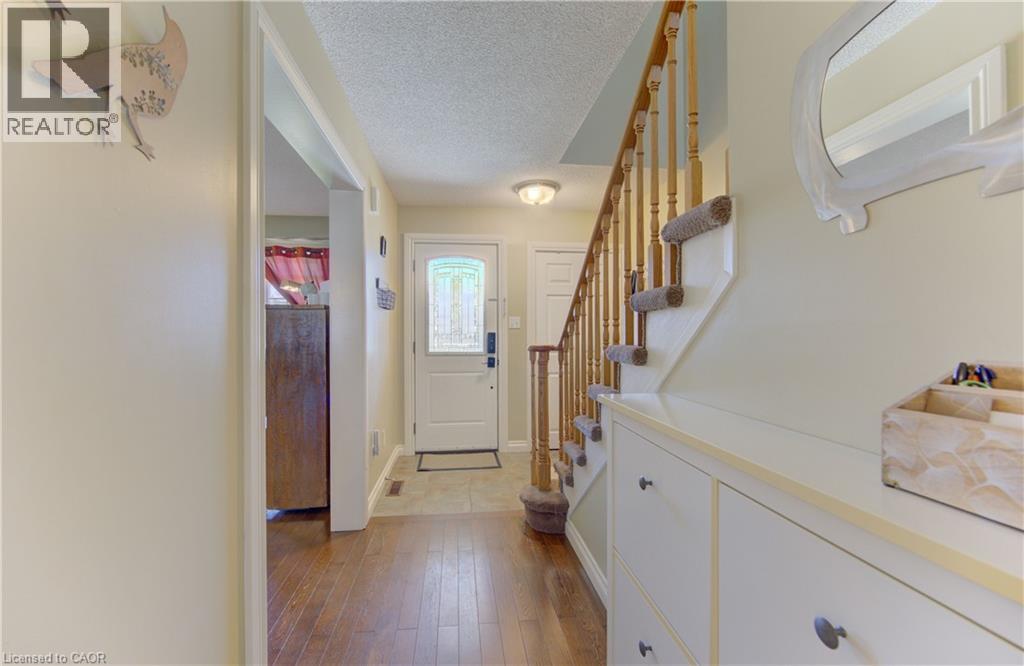 19 BROOM Street, Ayr, Ontario, N0B1E0 — Photo 3