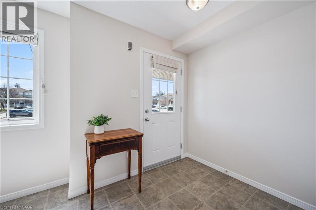 50 HOWE Drive Unit# 16B, Kitchener, Ontario, N2E0A3 — Photo 6
