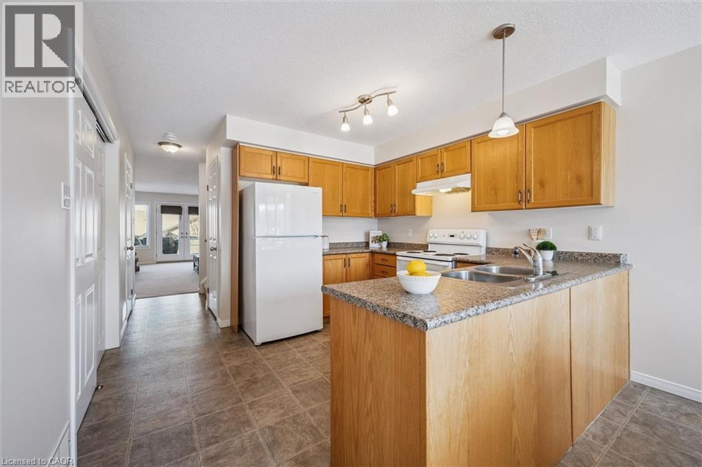 50 HOWE Drive Unit# 16B, Kitchener, Ontario, N2E0A3 — Photo 9