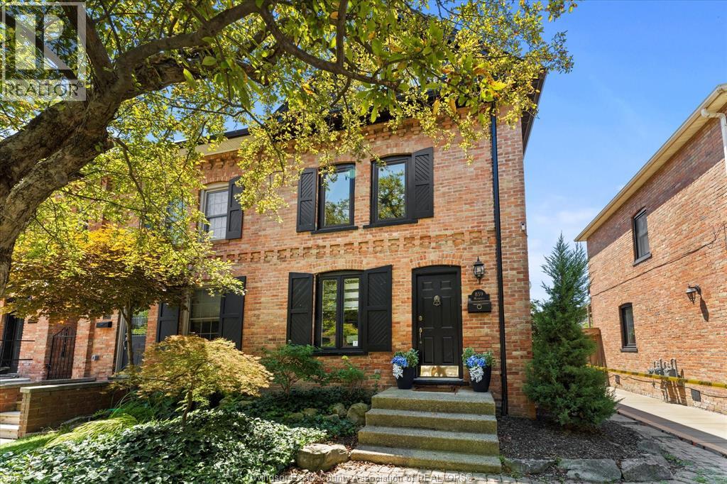 859 MONMOUTH, Windsor, Ontario, N8Y3L5 — Photo 3