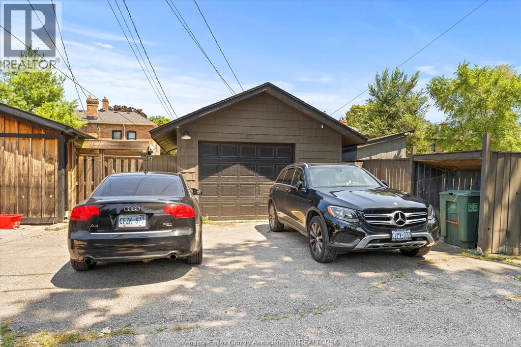 859 MONMOUTH, Windsor, Ontario, N8Y3L5 — Photo 36