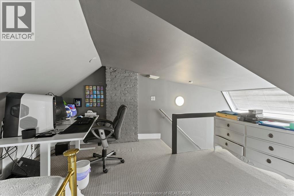859 MONMOUTH, Windsor, Ontario, N8Y3L5 — Photo 4