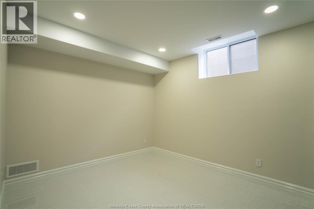 9 CYPRESS POINTE, Leamington, Ontario, N8H0C7 — Photo 45