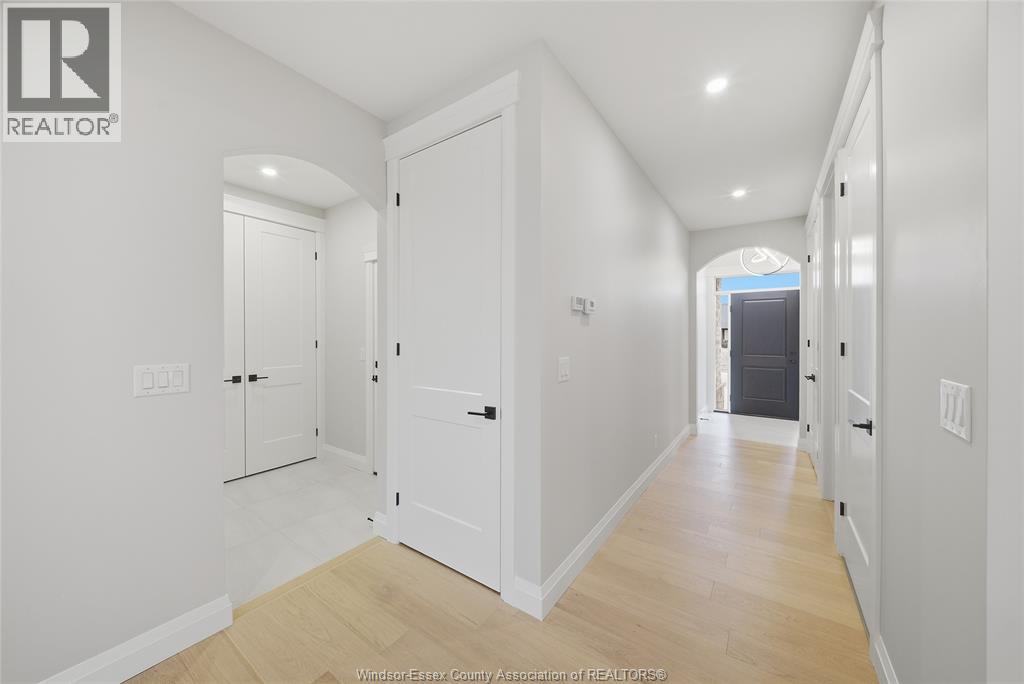 440 CASERTA CRESCENT, Lakeshore, Ontario, N0R1A0 — Photo 5