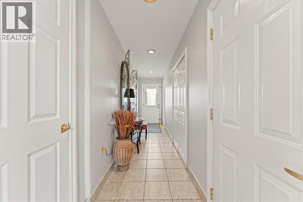 12638 St. Thomas STREET, Tecumseh, Ontario, N8N1J1 — Photo 5