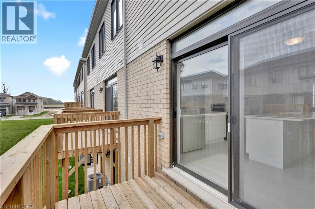 26 HINE Road, Brantford, Ontario, N3T0W7 — Photo 9