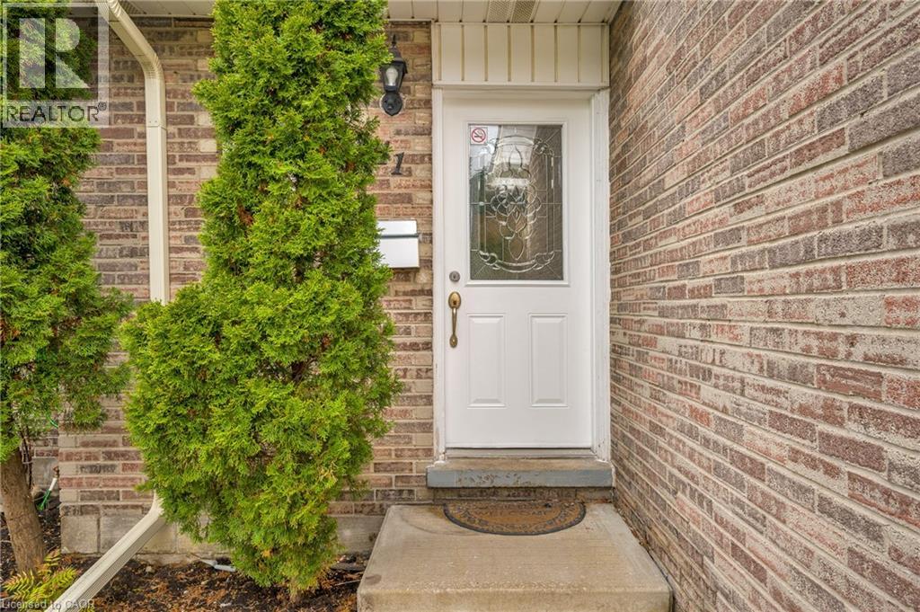1420 GARTH Street Unit# 41, Hamilton, Ontario, L9B1R6 — Photo 3