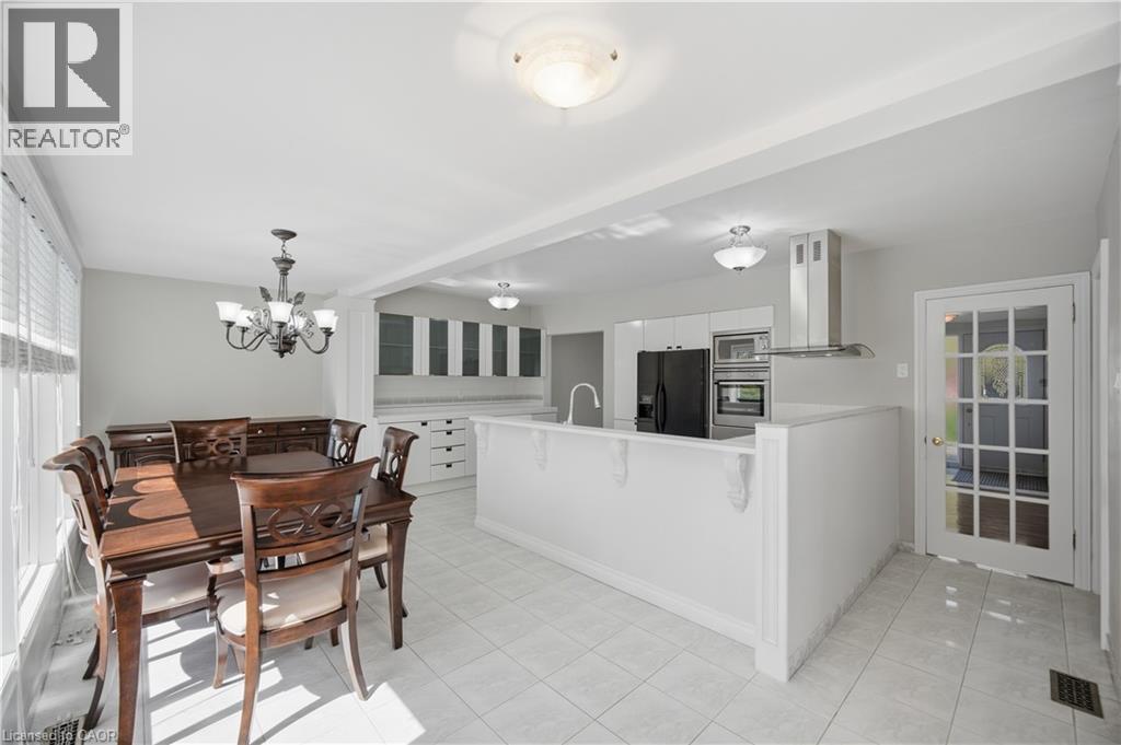 3 DONATA Drive, Mississauga, Ontario, L5M1T2 — Photo 11