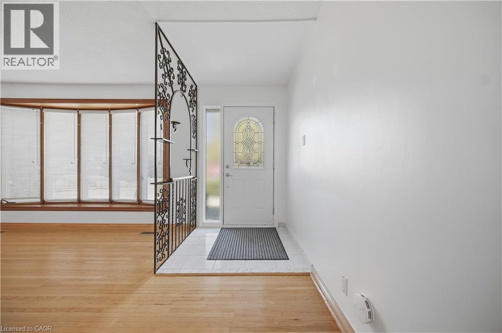 3 DONATA Drive, Mississauga, Ontario, L5M1T2 — Photo 3