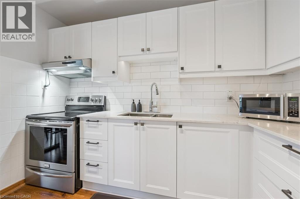 1100 COURTLAND Avenue E Unit# 302, Kitchener, Ontario, N2C2H9 — Photo 13
