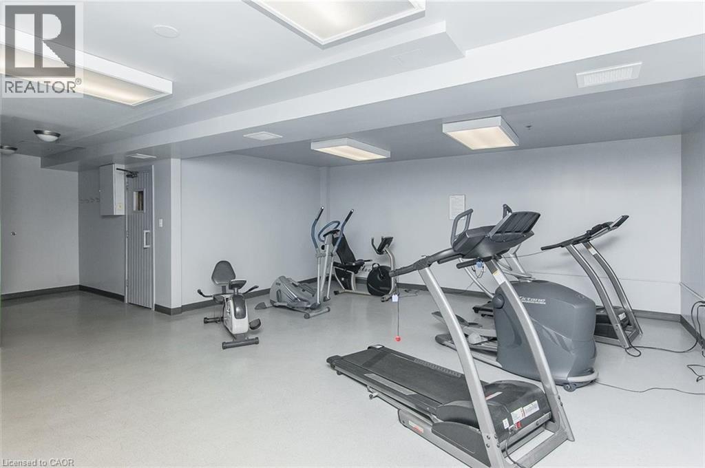 1100 COURTLAND Avenue E Unit# 302, Kitchener, Ontario, N2C2H9 — Photo 25