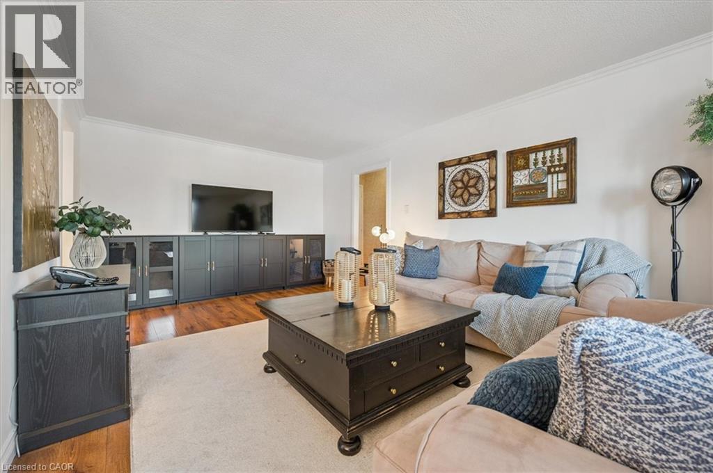 1100 COURTLAND Avenue E Unit# 302, Kitchener, Ontario, N2C2H9 — Photo 9