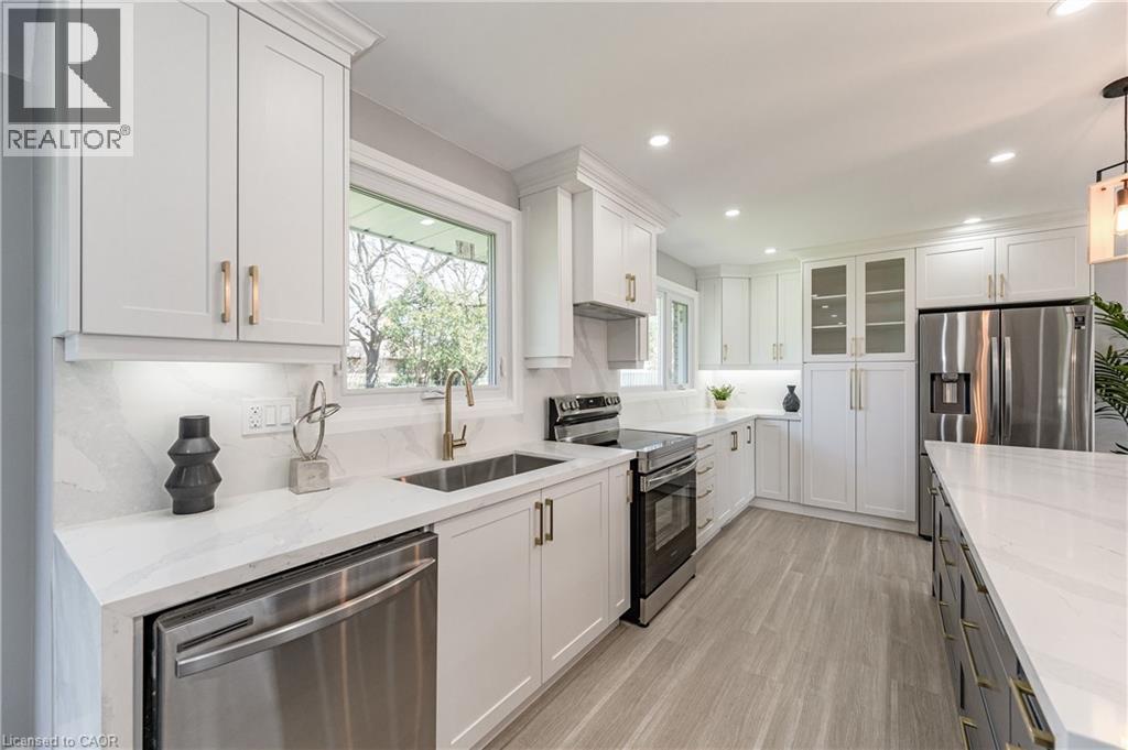 34 BRADLEY Drive, Kitchener, Ontario, N2A1K4 — Photo 11