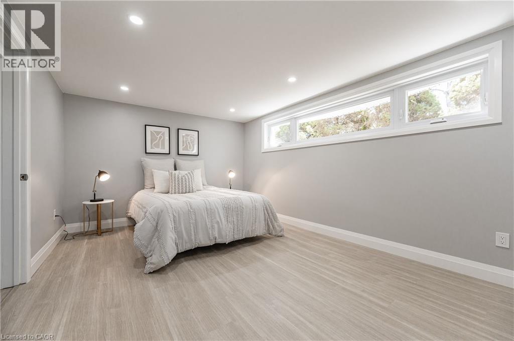 34 BRADLEY Drive, Kitchener, Ontario, N2A1K4 — Photo 20