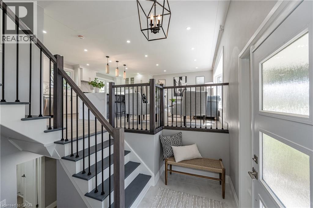 34 BRADLEY Drive, Kitchener, Ontario, N2A1K4 — Photo 5