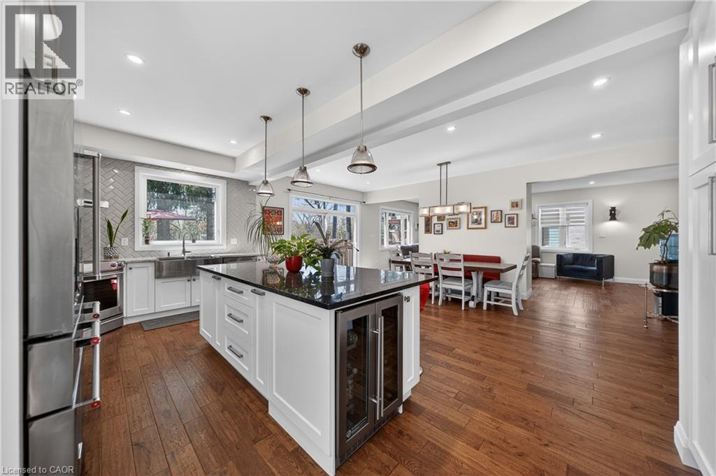 25 MACVILLE Avenue, Kitchener, Ontario, N2K1T2 — Photo 11