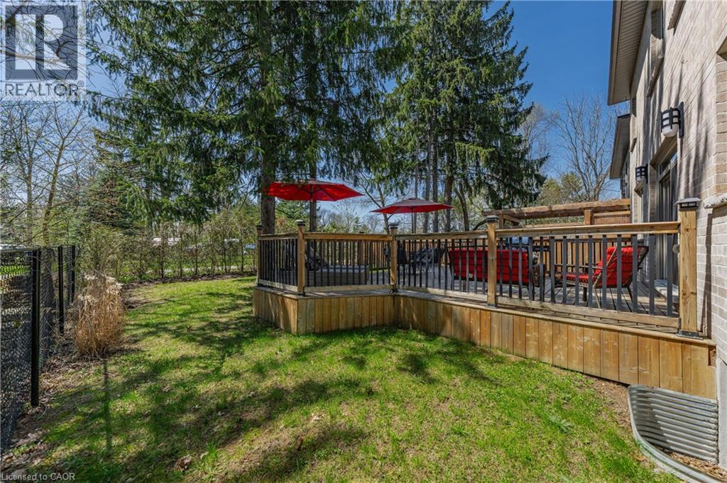 25 MACVILLE Avenue, Kitchener, Ontario, N2K1T2 — Photo 45