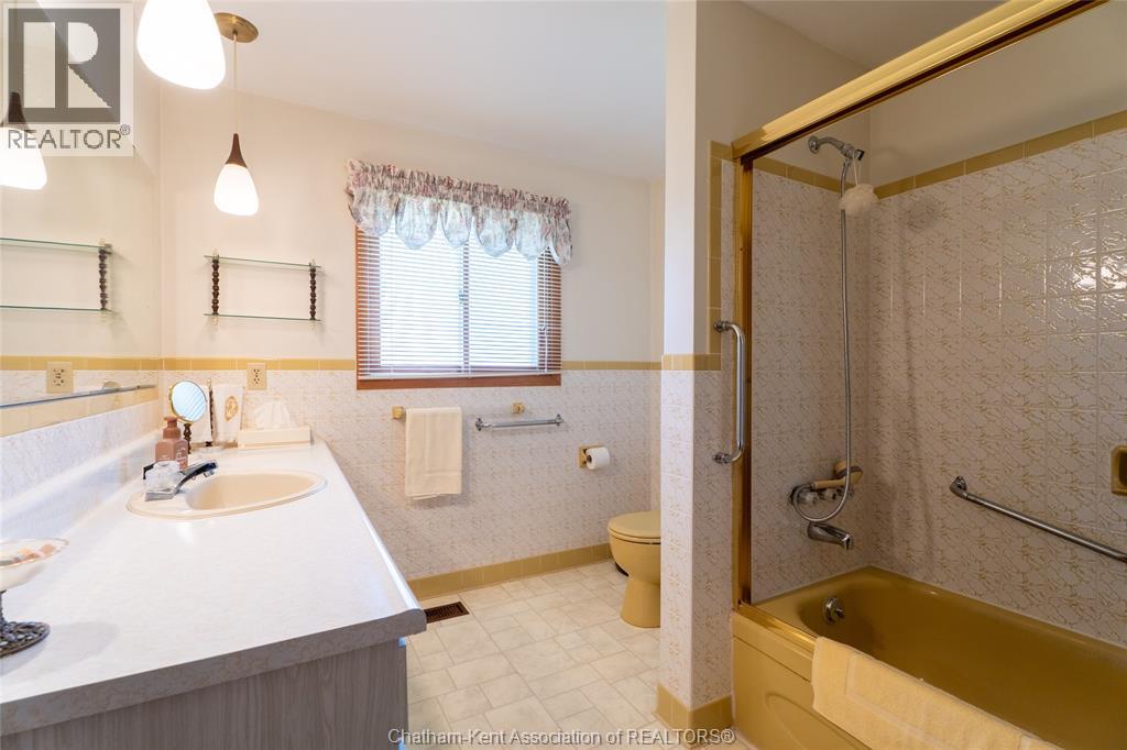 22 PEMBROKE CRESCENT, Chatham, Ontario, N7L2J4 — Photo 22