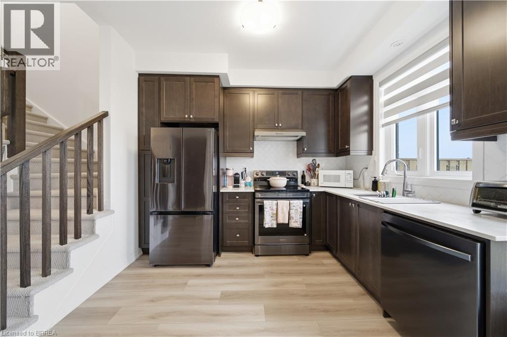55 TOM BROWN Drive Unit# 14, Paris, Ontario, N3L0N5 — Photo 5