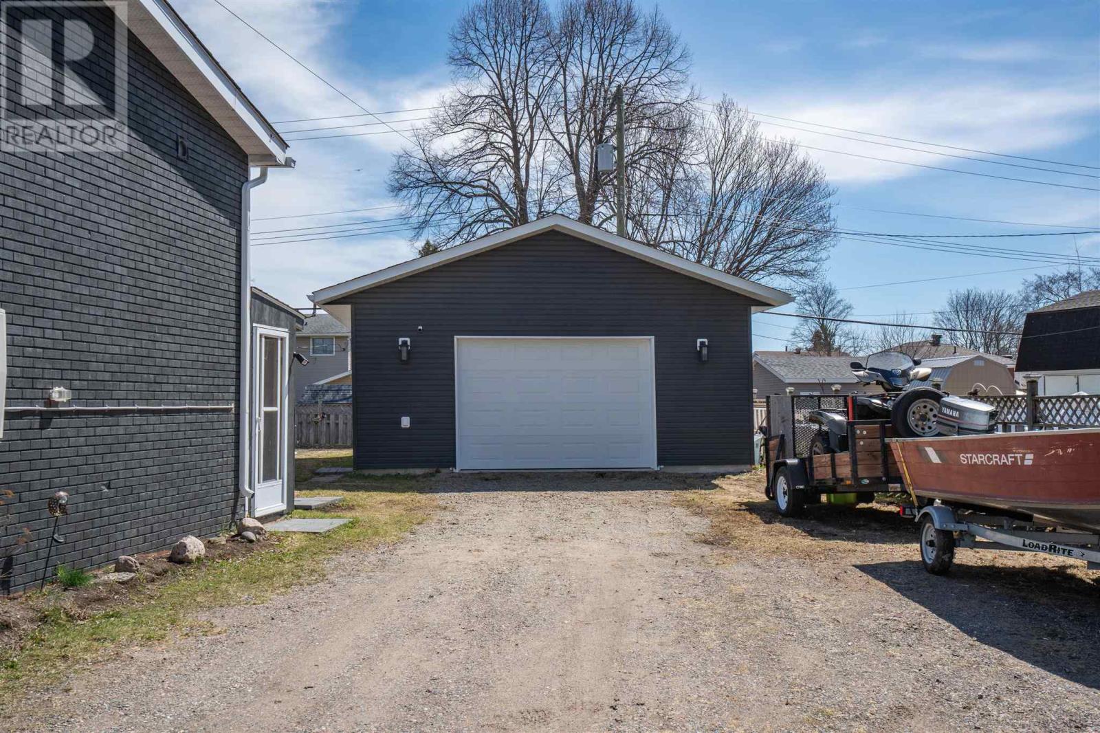 1 Chambers AVE, Sault Ste. Marie, Ontario, P6A4T9 — Photo 36