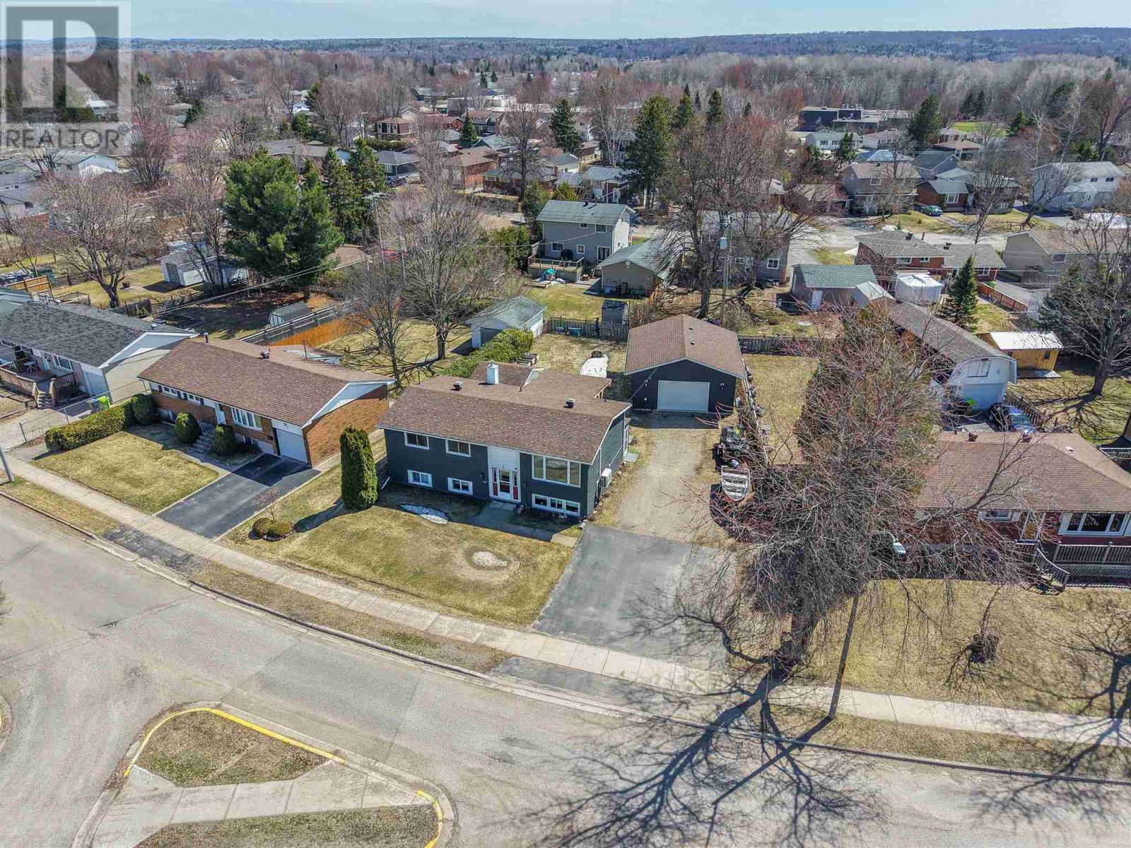 1 Chambers AVE, Sault Ste. Marie, Ontario, P6A4T9 — Photo 45