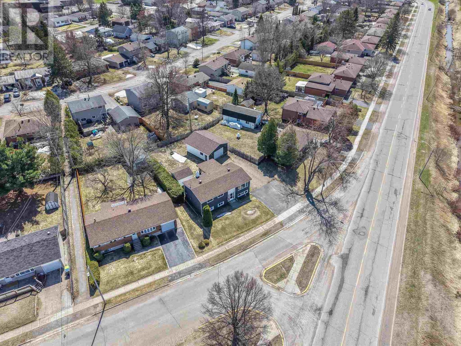 1 Chambers AVE, Sault Ste. Marie, Ontario, P6A4T9 — Photo 48