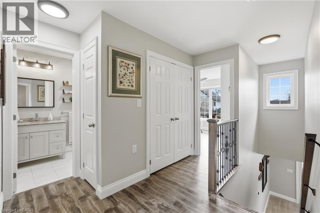 3 REMBE Avenue, Hamilton, Ontario, L8H7G5 — Photo 13