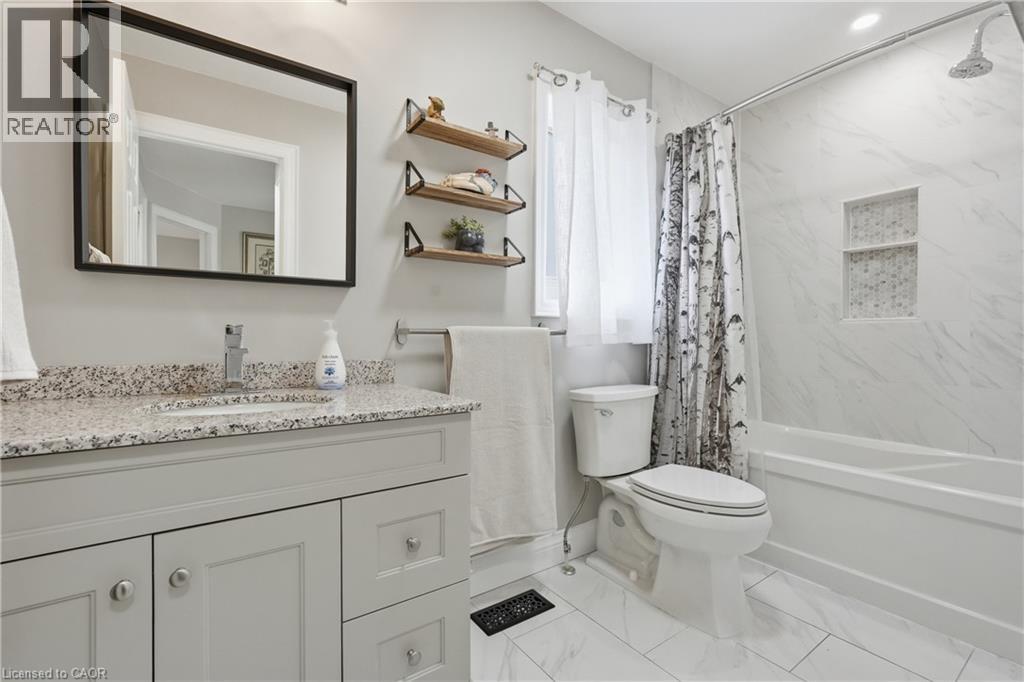 3 REMBE Avenue, Hamilton, Ontario, L8H7G5 — Photo 22
