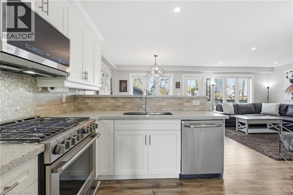 3 REMBE Avenue, Hamilton, Ontario, L8H7G5 — Photo 6