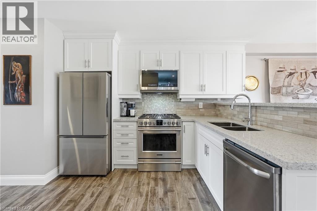 3 REMBE Avenue, Hamilton, Ontario, L8H7G5 — Photo 7