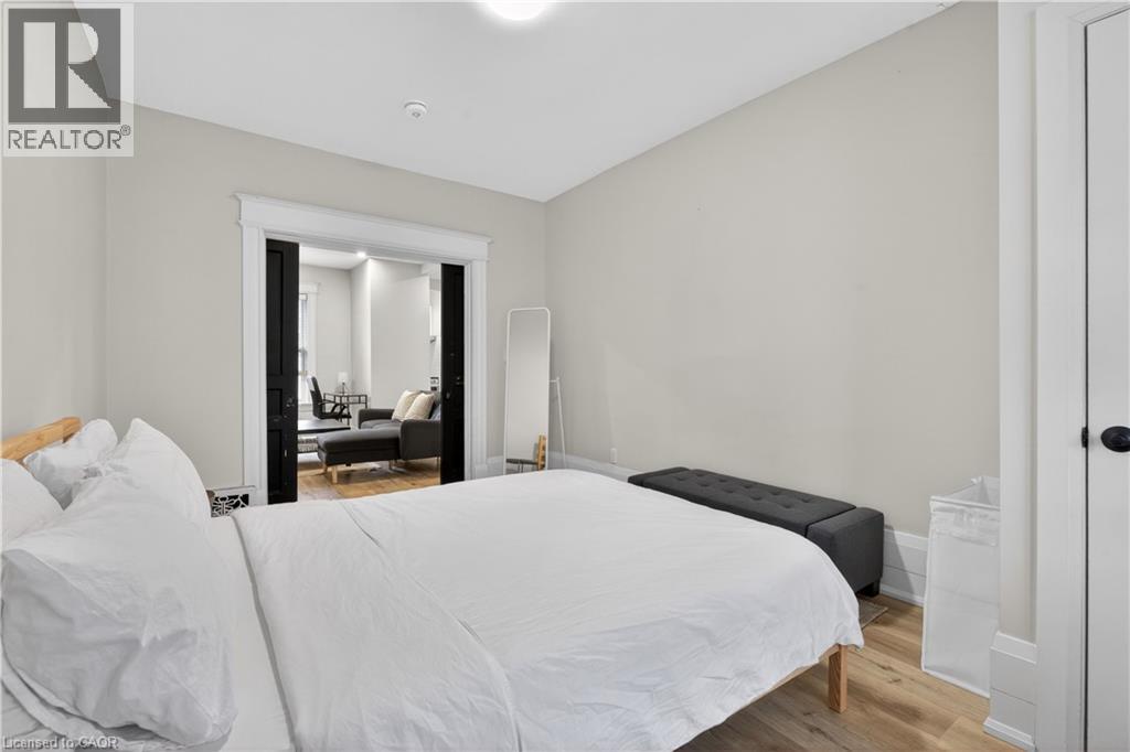 11 BARNESDALE Avenue N, Hamilton, Ontario, L8L6R4 — Photo 13