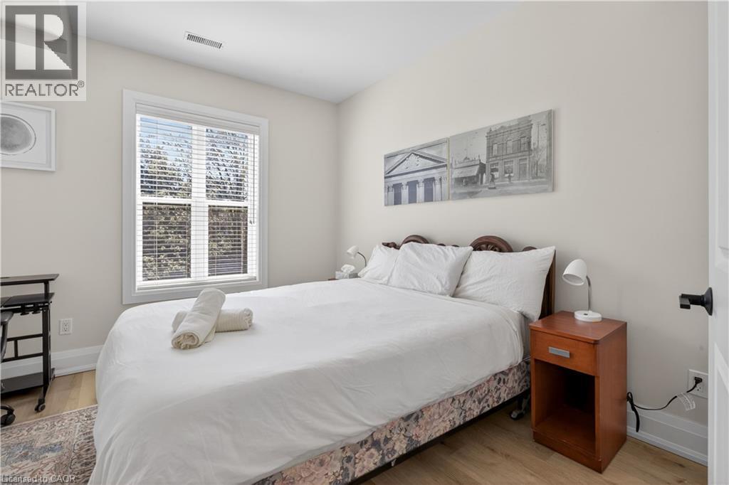 11 BARNESDALE Avenue N, Hamilton, Ontario, L8L6R4 — Photo 24