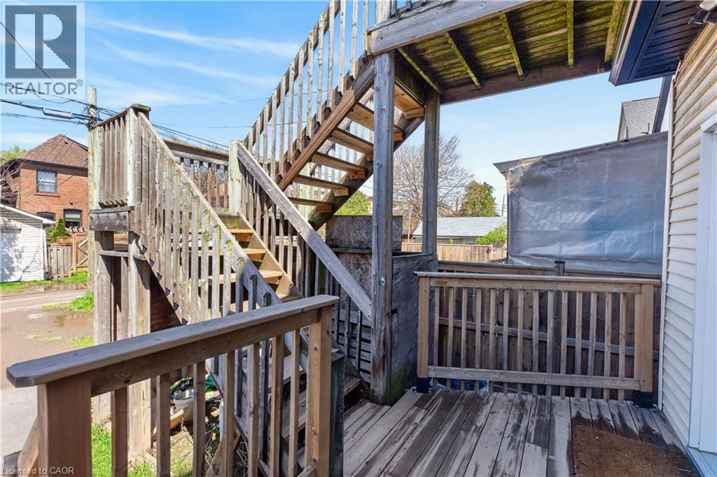 11 BARNESDALE Avenue N, Hamilton, Ontario, L8L6R4 — Photo 31