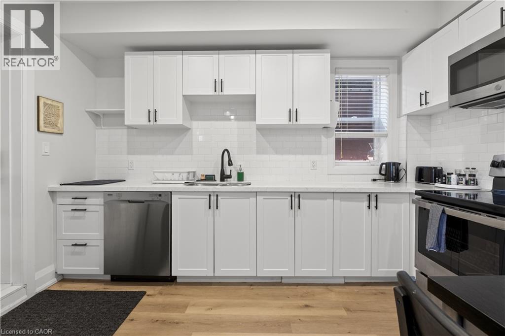 11 BARNESDALE Avenue N, Hamilton, Ontario, L8L6R4 — Photo 21