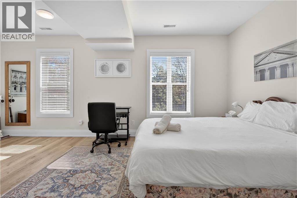 11 BARNESDALE Avenue N, Hamilton, Ontario, L8L6R4 — Photo 25