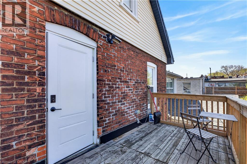 11 BARNESDALE Avenue N, Hamilton, Ontario, L8L6R4 — Photo 30