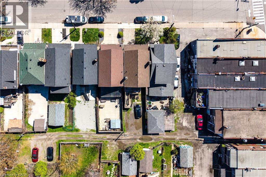 11 BARNESDALE Avenue N, Hamilton, Ontario, L8L6R4 — Photo 50