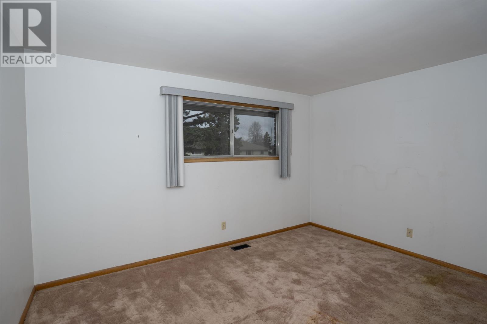 402 Westview PL, Thunder Bay, Ontario, P7C4M3 — Photo 13
