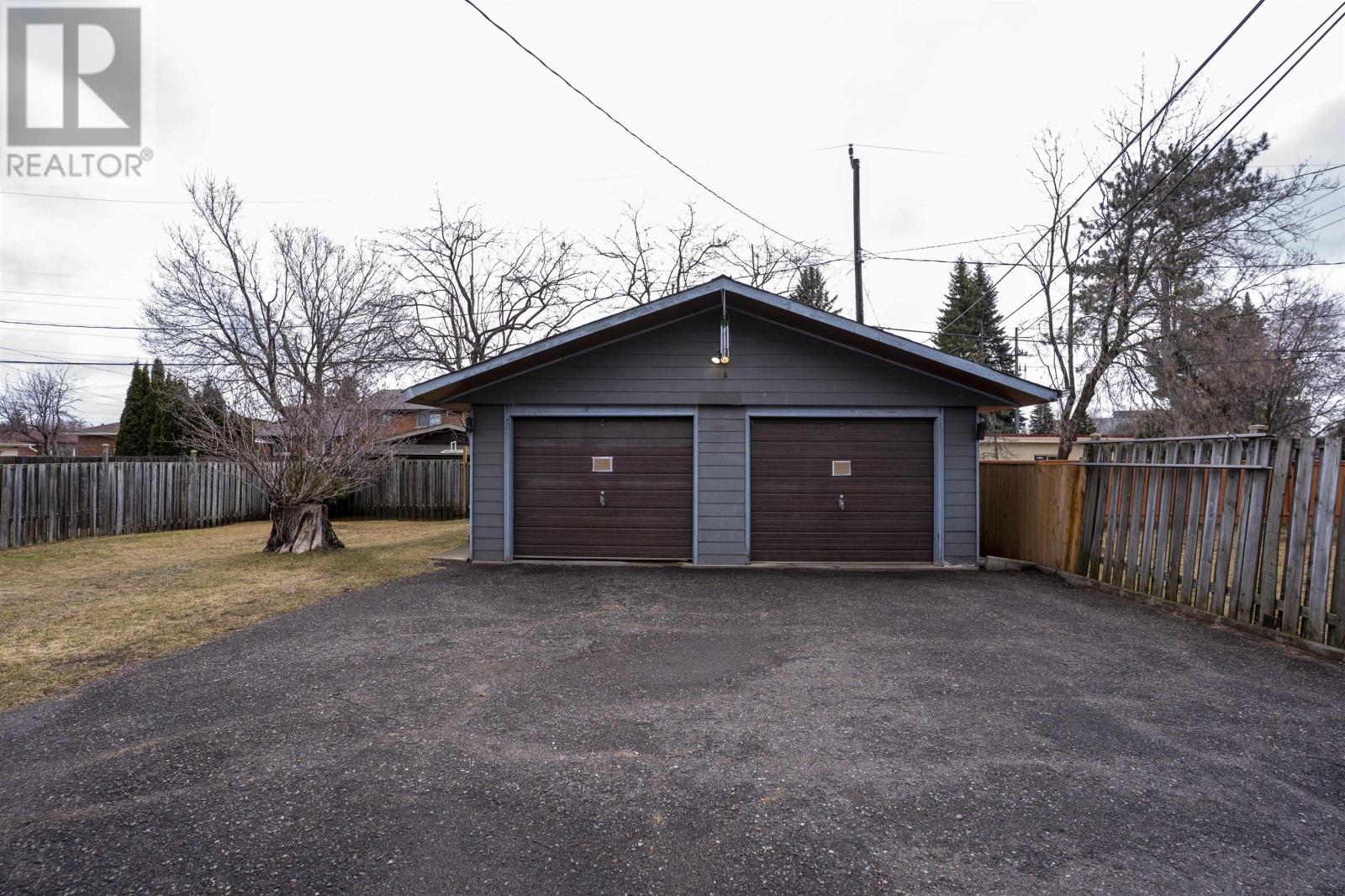402 Westview PL, Thunder Bay, Ontario, P7C4M3 — Photo 31