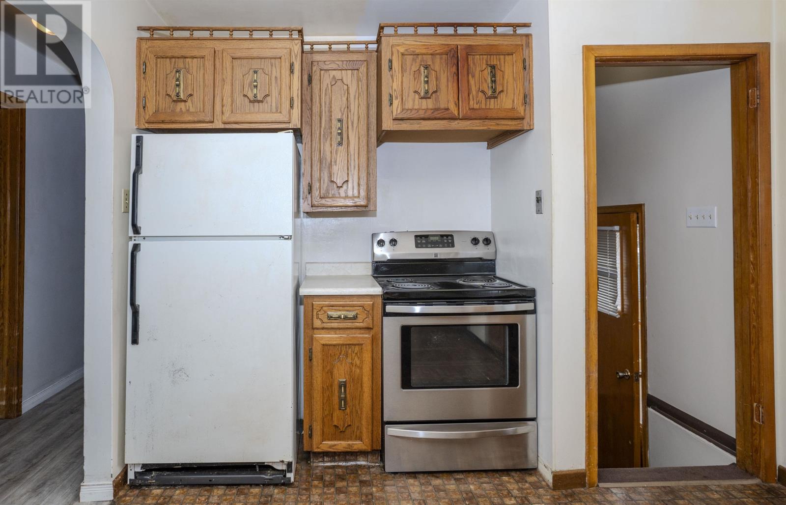 402 Westview PL, Thunder Bay, Ontario, P7C4M3 — Photo 8